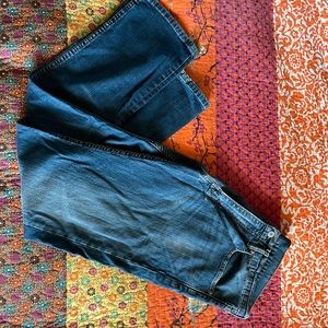 Men’s Levi 505 34x32, slightly worn